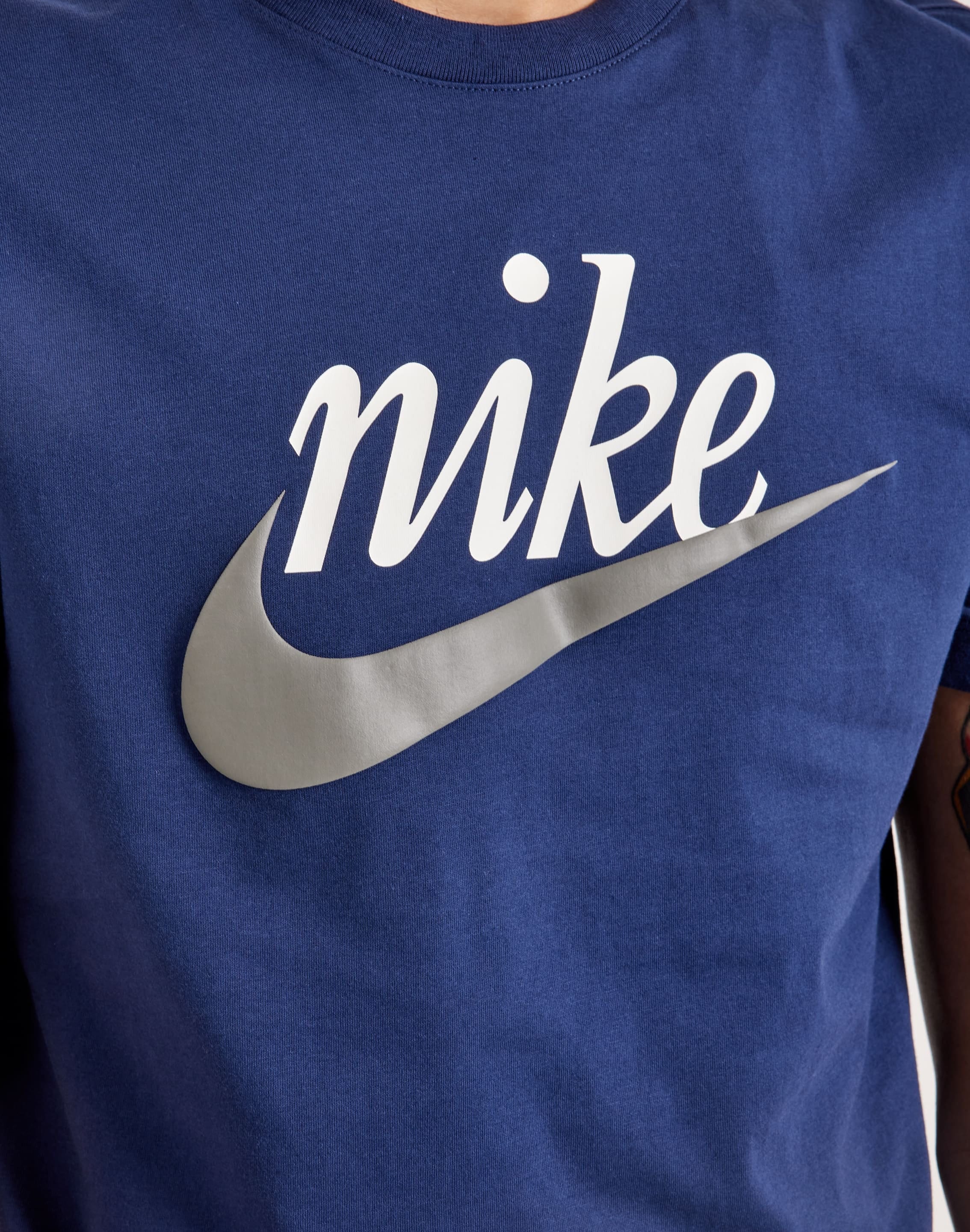 T-Shirt Nike Sportswear Futura DZ 3279-110