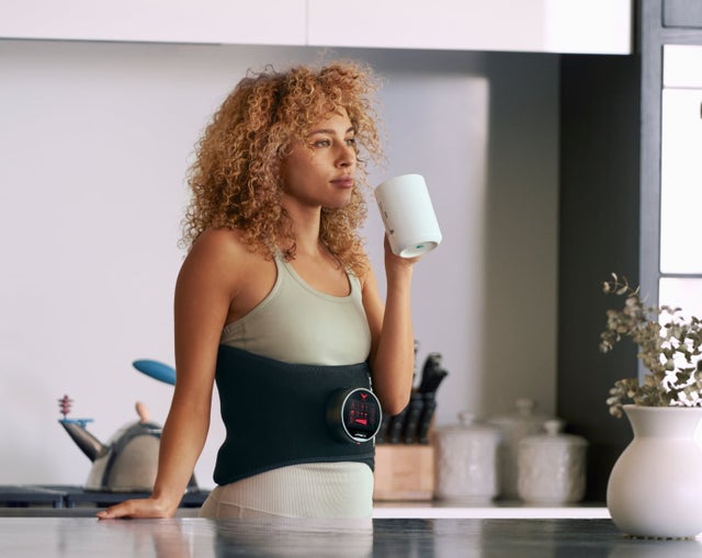 Hyperice - Venom Heating and Vibrating Back Brace